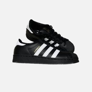 Adidas class superstar sneakers